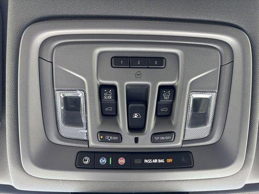 2025 GMC Sierra 2500 SLT