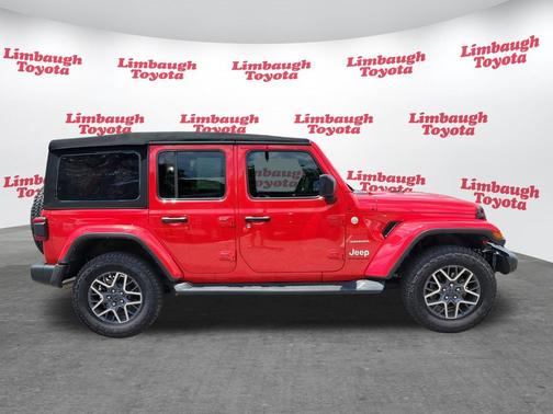 Firecracker Red Clearcoat 2024 Jeep Wrangler 4-Door Sahara 4x4