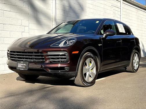 2023 Porsche Cayenne 
