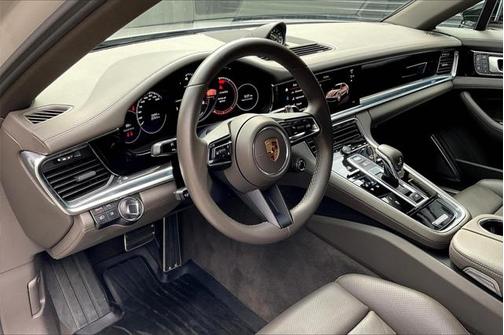 2022 Porsche Panamera E-Hybrid 4S