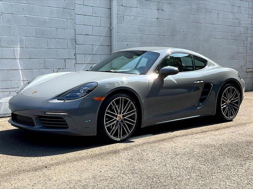 2024 Porsche 718 Cayman Style Edition