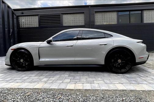 2022 Porsche Taycan 4S