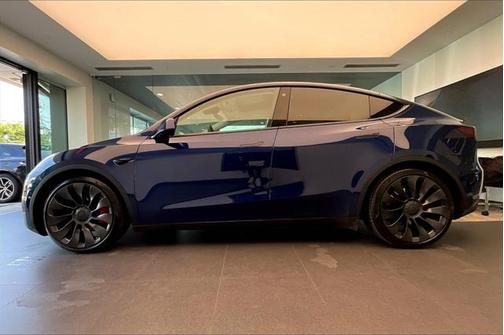 2022 Tesla Model Y Performance Dual Motor All-Wheel Drive