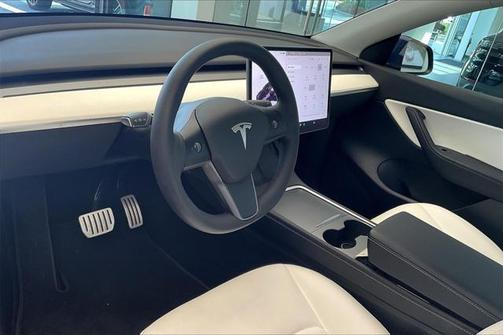 2022 Tesla Model Y Performance Dual Motor All-Wheel Drive