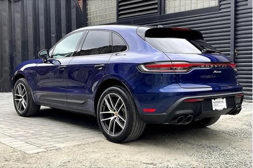 2024 Porsche Macan Base