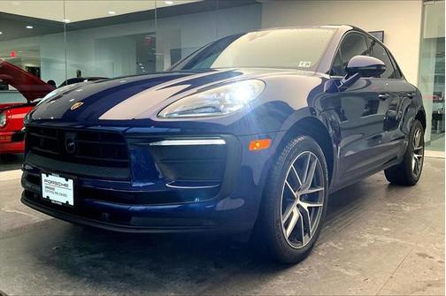 2024 Porsche Macan Base