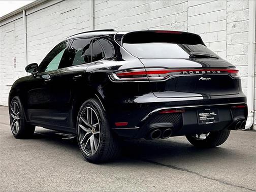 2025 Porsche Macan 