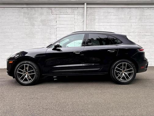 2025 Porsche Macan 