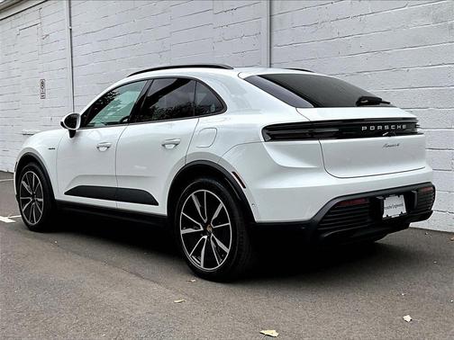 2024 Porsche Macan 4