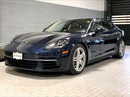 2019 Porsche Panamera 4