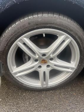 2019 Porsche Panamera 4