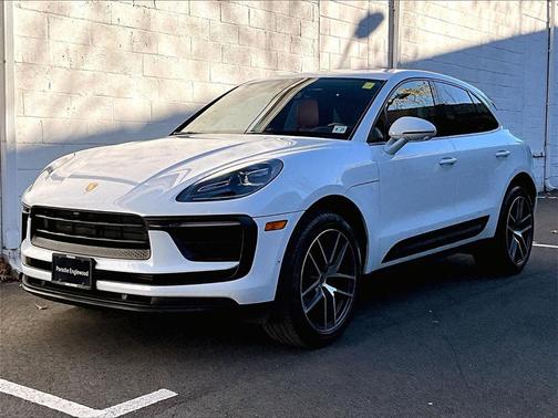 2022 Porsche Macan 