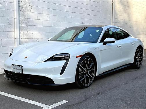 2023 Porsche Taycan 