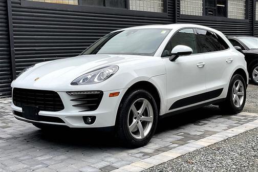 2018 Porsche Macan 