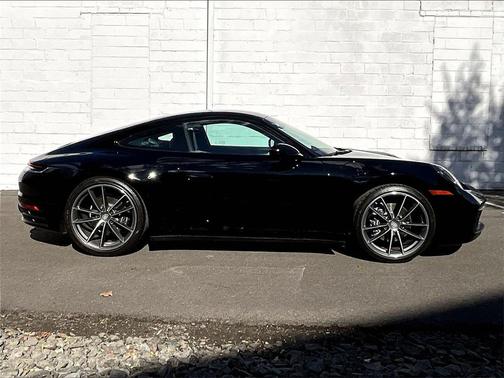 2024 Porsche 911 Carrera