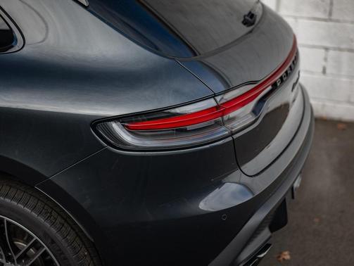 2025 Porsche Macan S