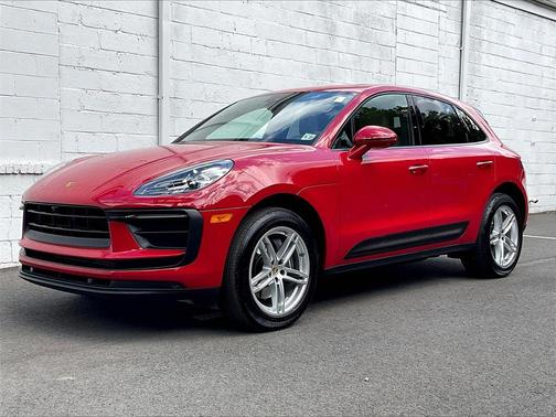 2022 Porsche Macan 