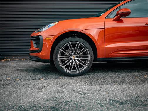 2025 Porsche Macan 