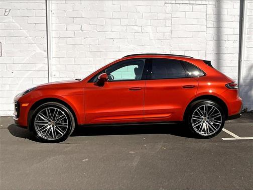 2025 Porsche Macan 