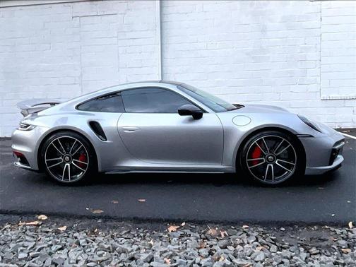 2021 Porsche 911 Turbo S