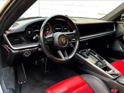 2021 Porsche 911 Turbo S