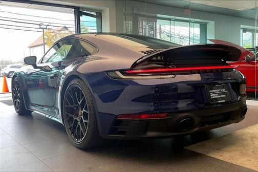 2023 Porsche 911 Carrera 4 GTS