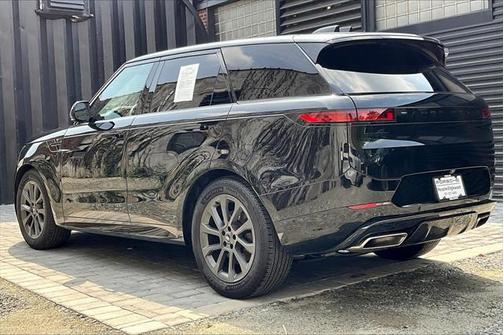 2024 Land Rover Range Rover Sport SE