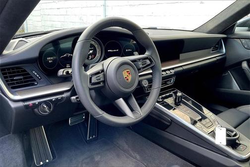 2025 Porsche 911 Turbo S