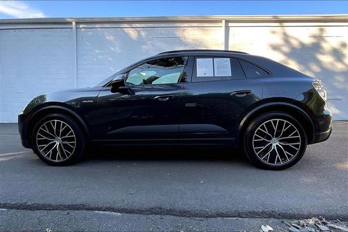2024 Porsche Macan 4