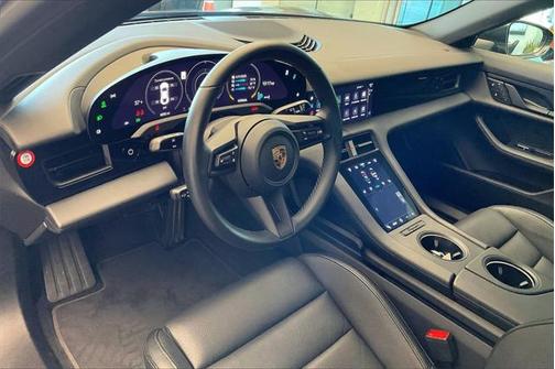 2022 Porsche Taycan