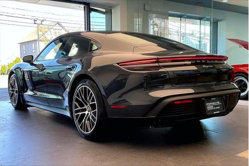 2022 Porsche Taycan