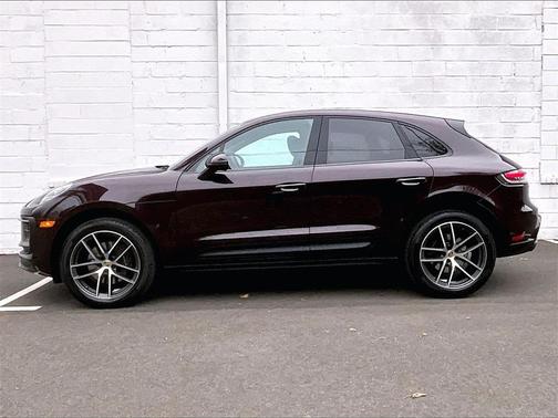2025 Porsche Macan 