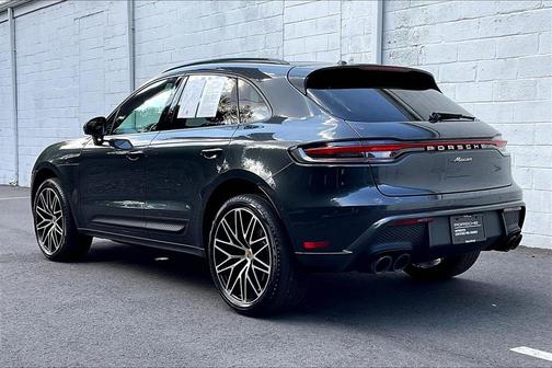 2025 Porsche Macan