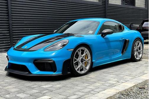 2025 Porsche 718 Cayman GT4 RS