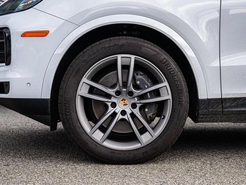 2025 Porsche Cayenne Cayenne