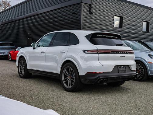 2025 Porsche Cayenne Cayenne