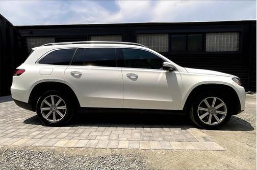 2022 Mercedes-Benz GLS 450 4MATIC