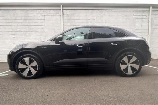 2024 Porsche Macan 4