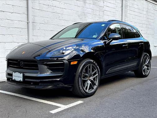 2025 Porsche Macan T