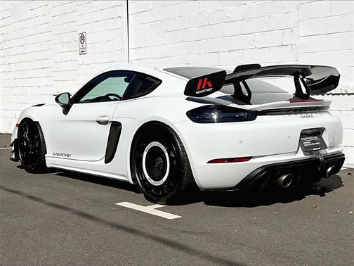 2024 Porsche 718 Cayman GT4 RS