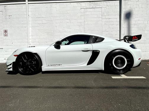 2024 Porsche 718 Cayman GT4 RS