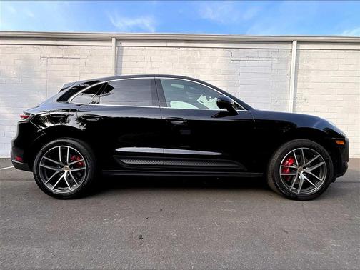 2023 Porsche Macan S