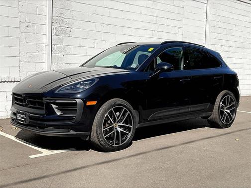 2025 Porsche Macan 