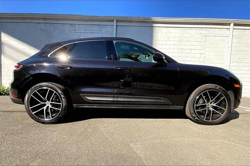 2025 Porsche Macan