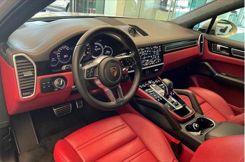2023 Porsche Cayenne GTS