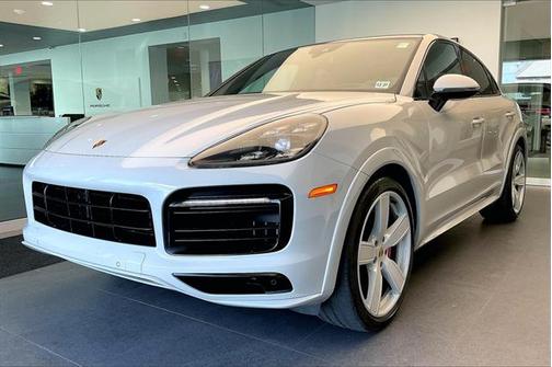 2023 Porsche Cayenne GTS