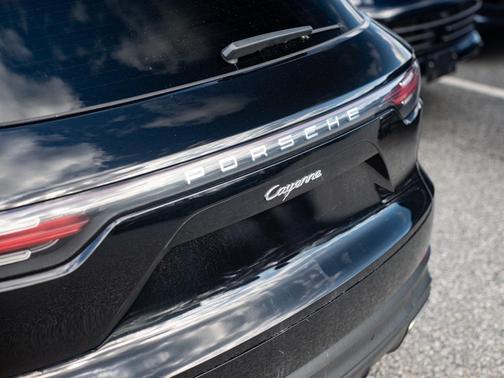 2019 Porsche Cayenne Cayenne