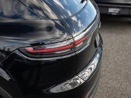 2019 Porsche Cayenne Cayenne