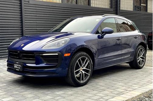2024 Porsche Macan Base