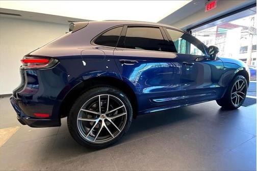 2024 Porsche Macan Base